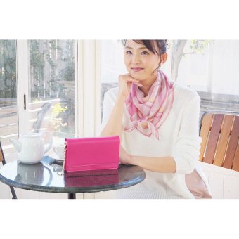 はるな愛 クラッチウォレット