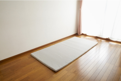 らくかる 軽量高反発敷ふとん